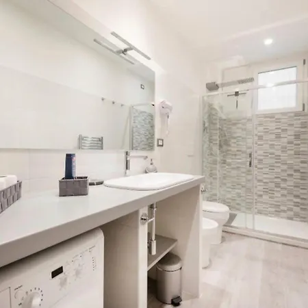 Romeeyes2020 Apartment