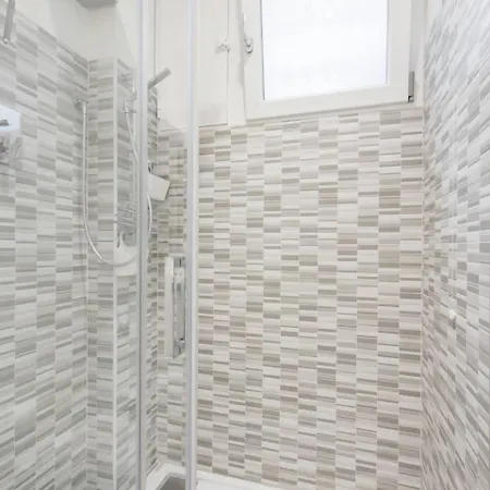 Romeeyes Apartment Rom