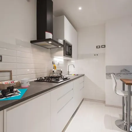 Romeeyes Apartment Roma